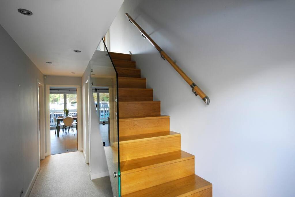 The Oars - Riverfront Property Henley-on-Thames Exterior photo
