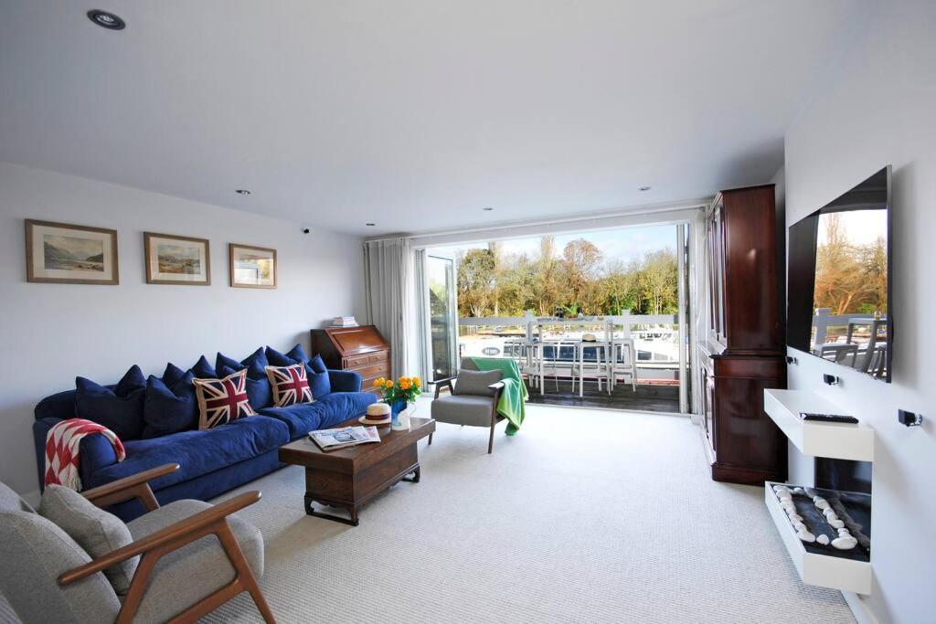 The Oars - Riverfront Property Henley-on-Thames Exterior photo